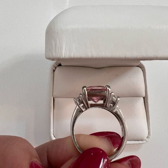 Sterling silver ring and pink sapphire looking stone. - Picture 6 of 7